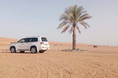 全顺商务车 前脸部分采用了非常“SUV”的设计