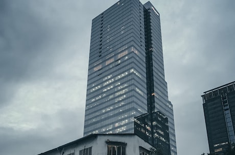 香港环球：一场充满未知的旅行