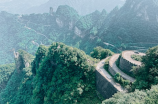 天门山(天门山：险峻秀美的自然风景之地)